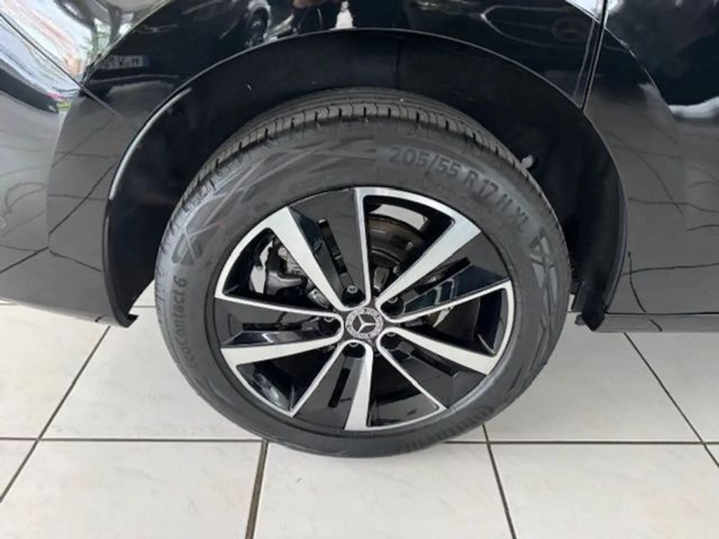 Mercedes-Benz T 180