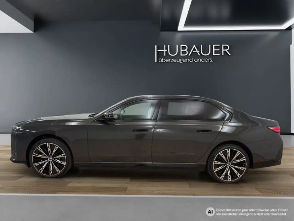 BMW i7