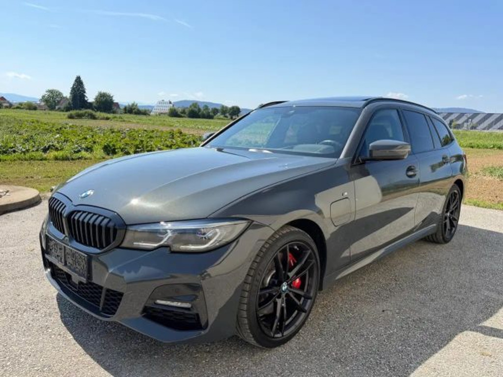 BMW 3 Serie 330 M-Sport xDrive Touring 330e