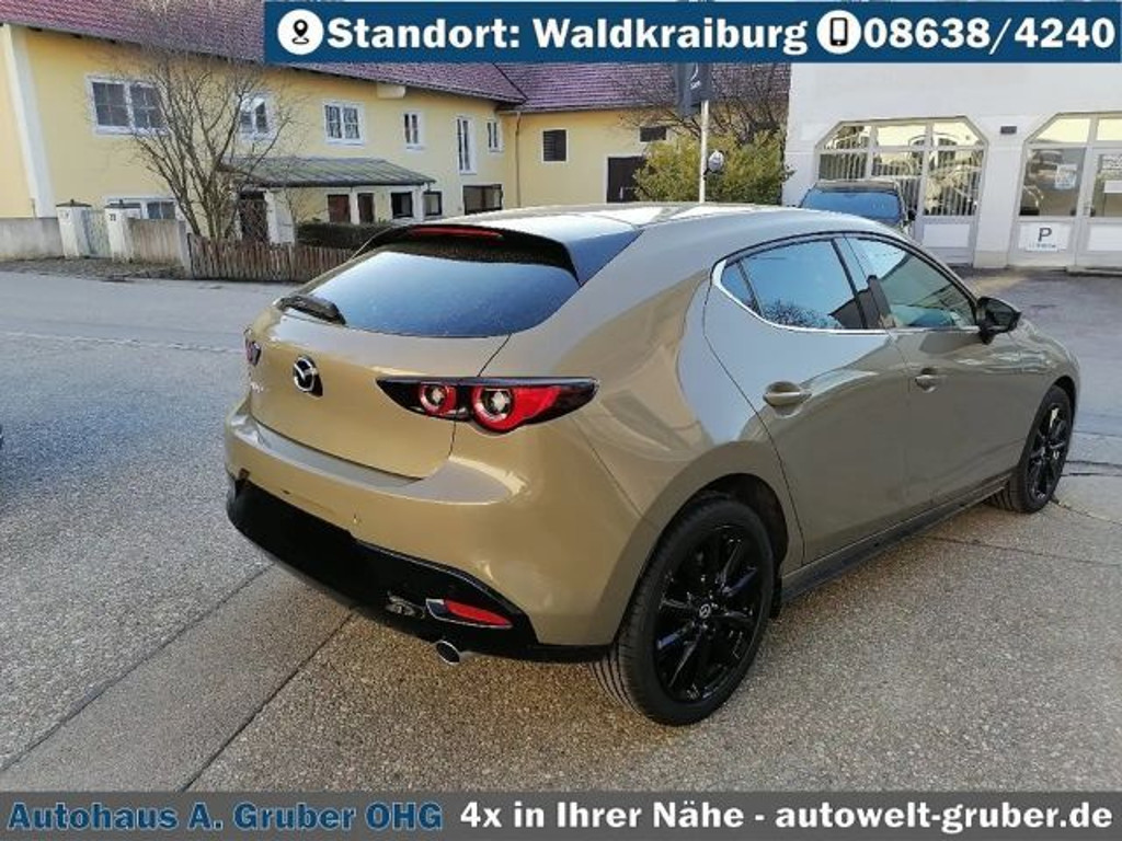 Mazda 3 SkyActiv 2.5L Homura e-Skyactiv