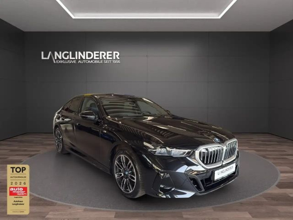 BMW i5