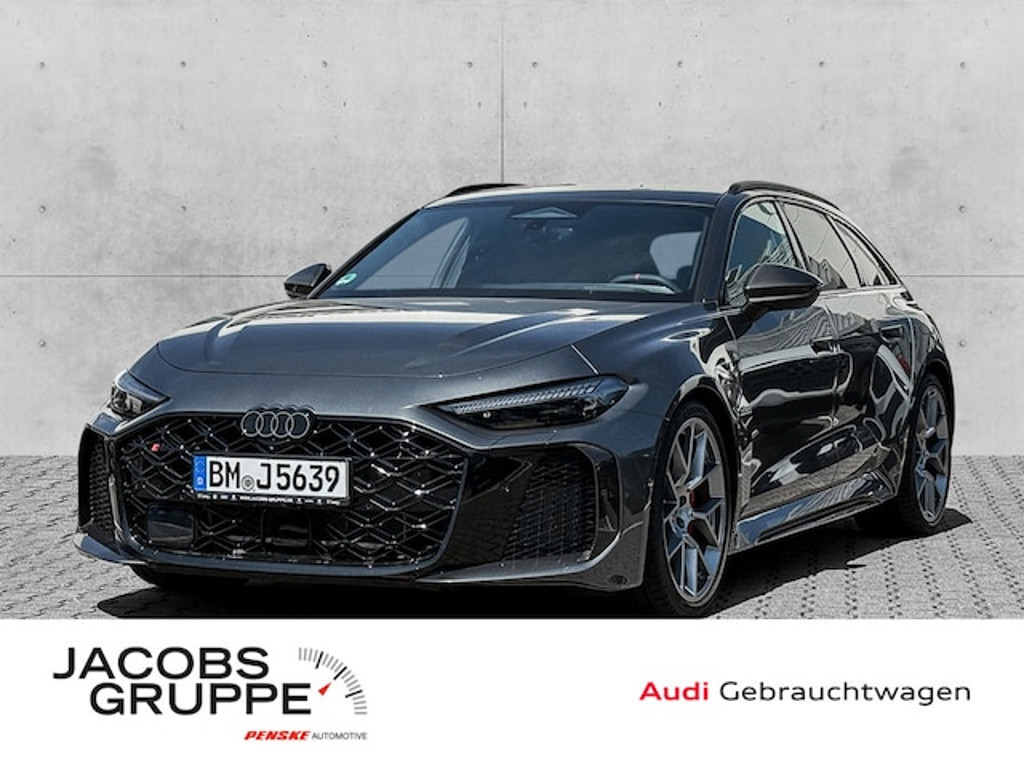 Audi RS5 Avant Quattro