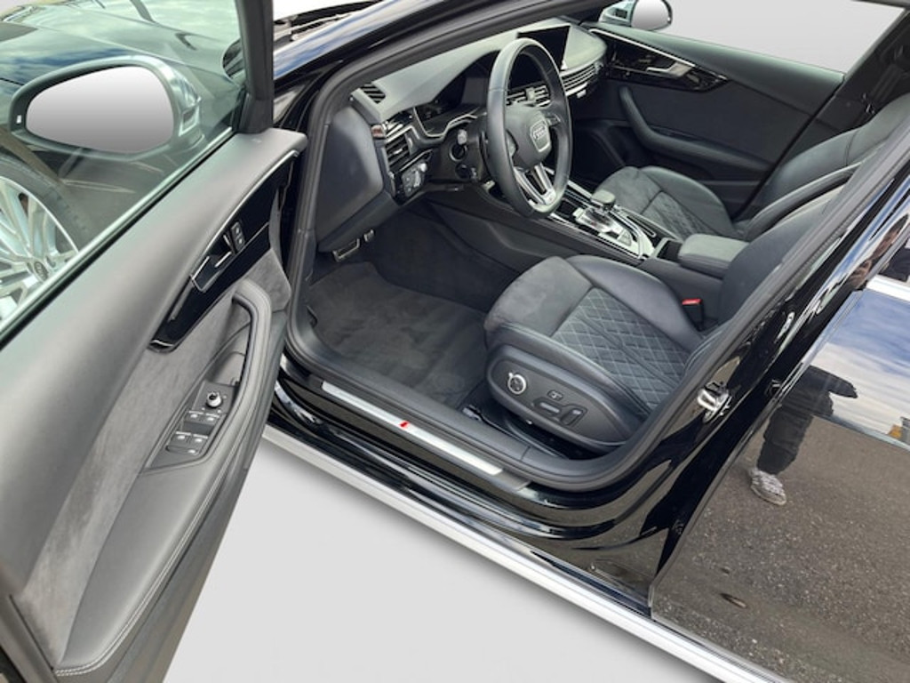 Audi S4
