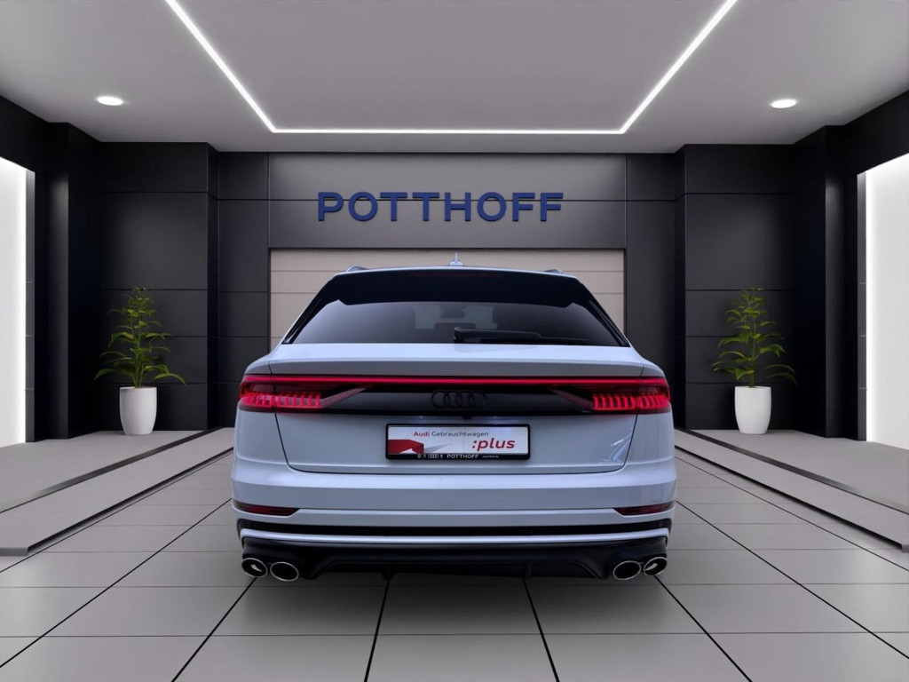 Audi SQ8