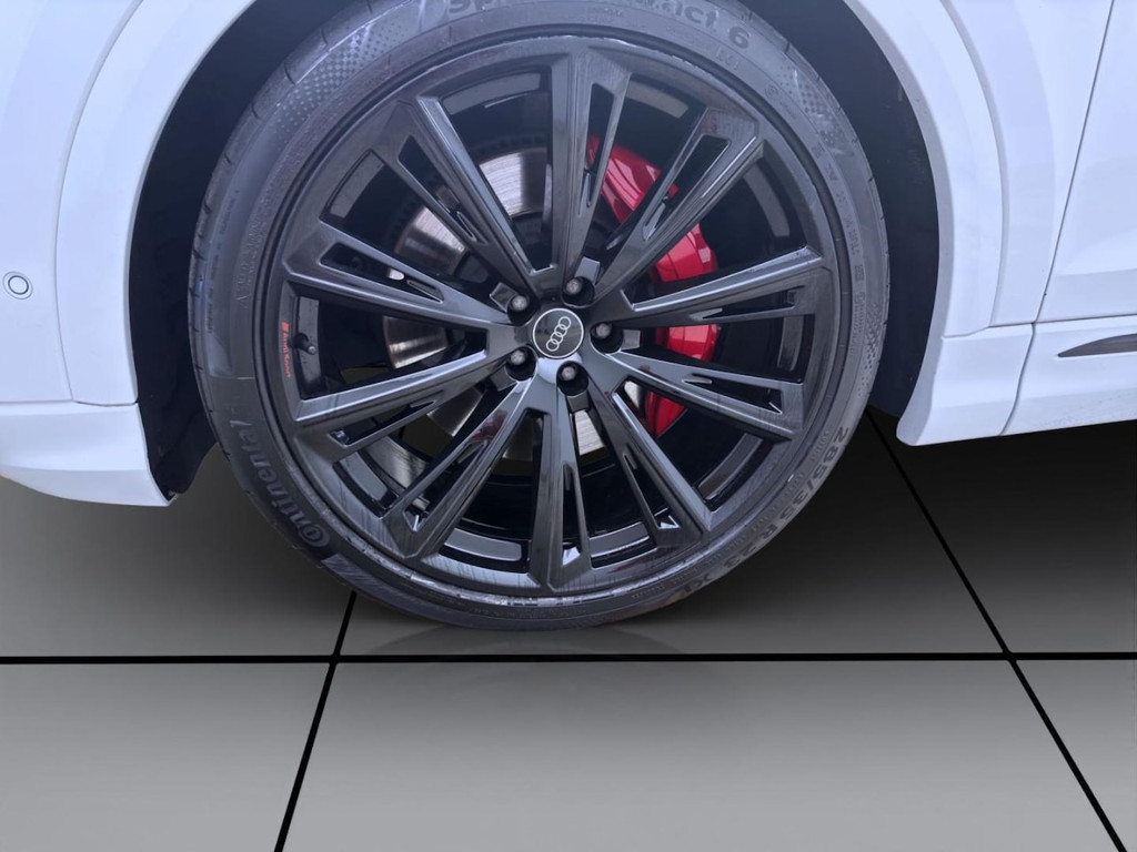 Audi SQ8
