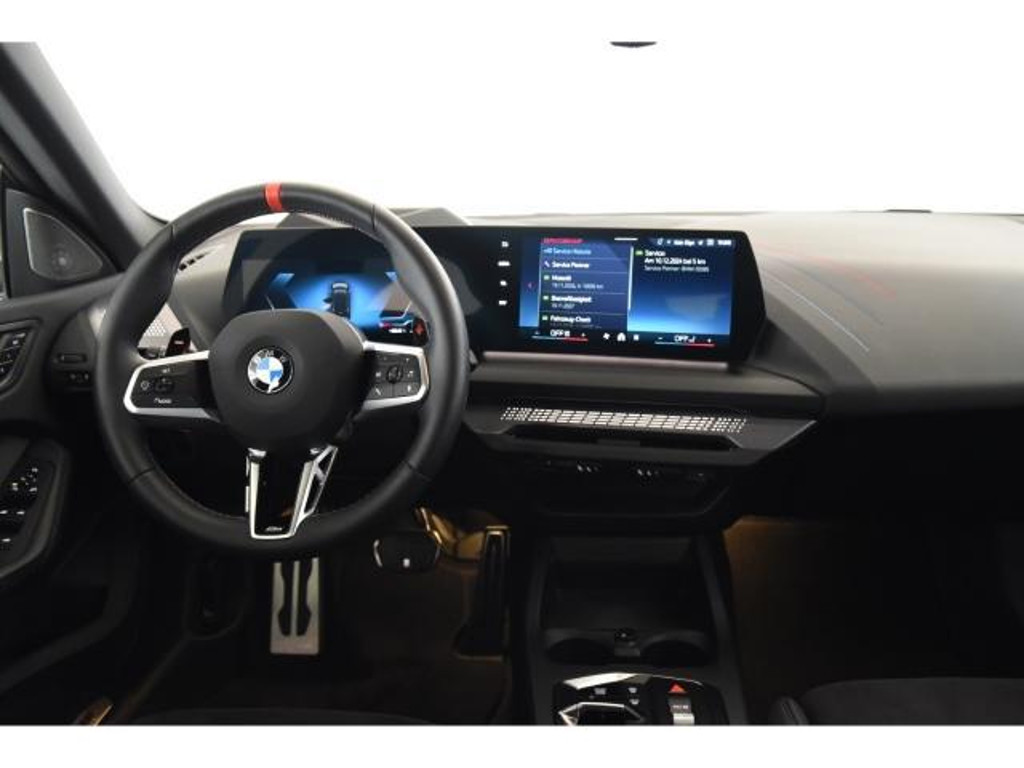 BMW M235