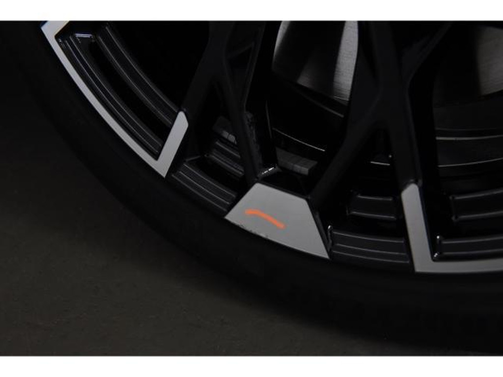 BMW M235
