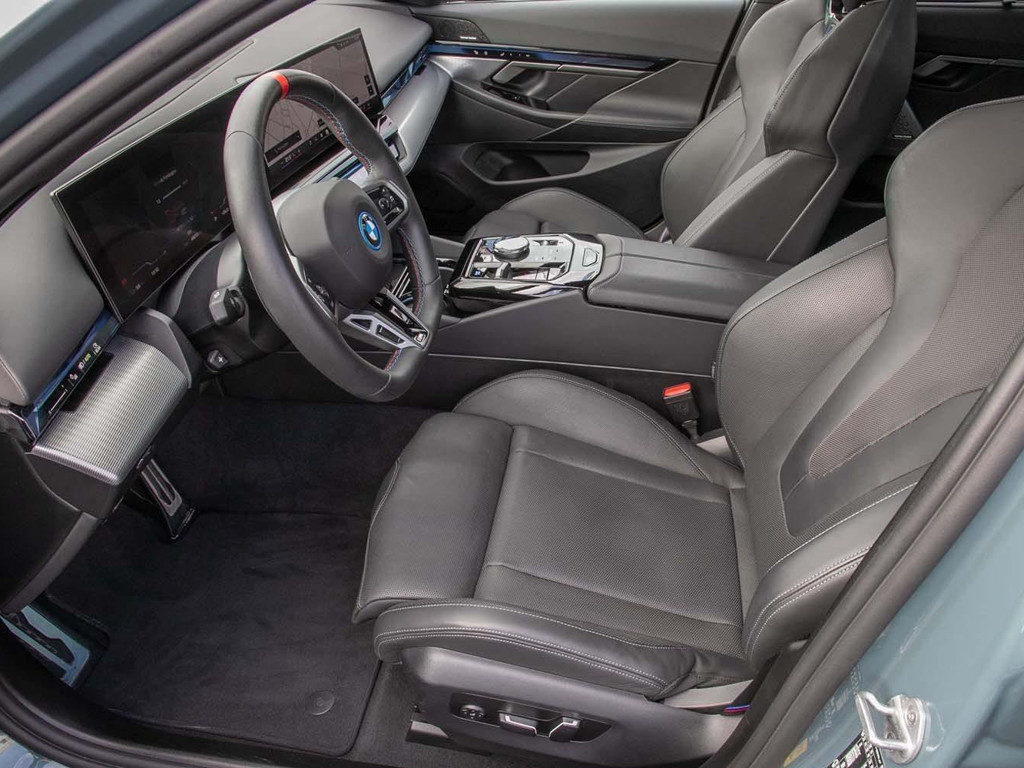 BMW i5