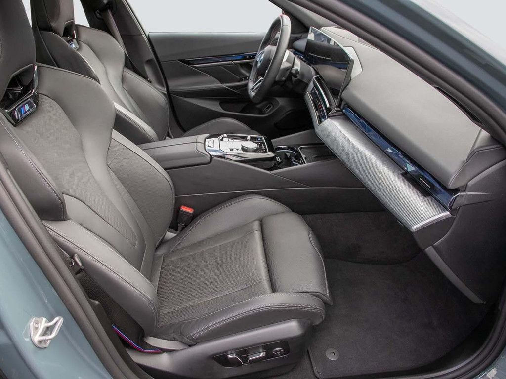 BMW i5