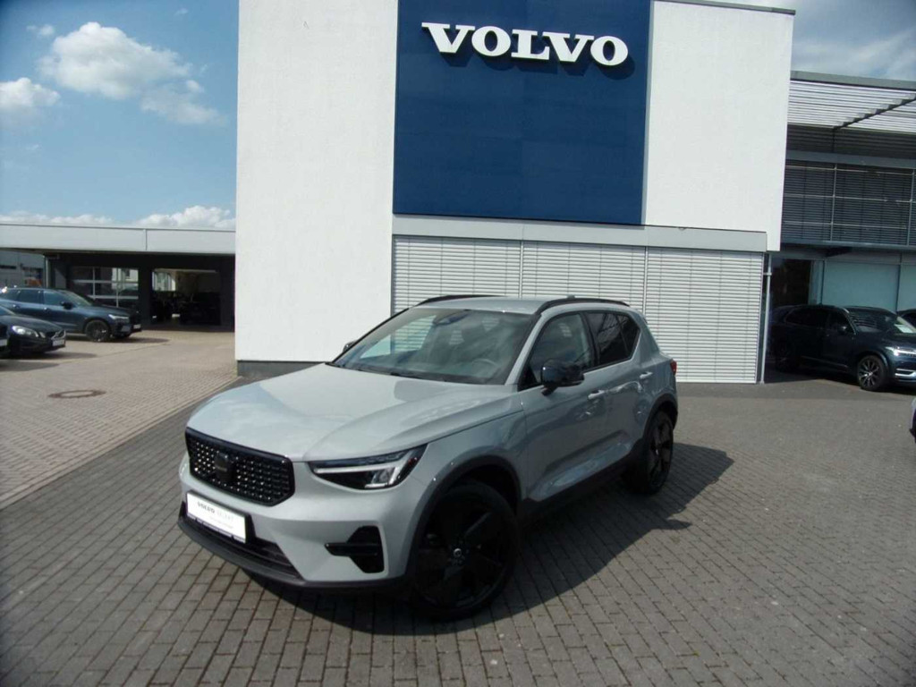 Volvo XC40 Plus