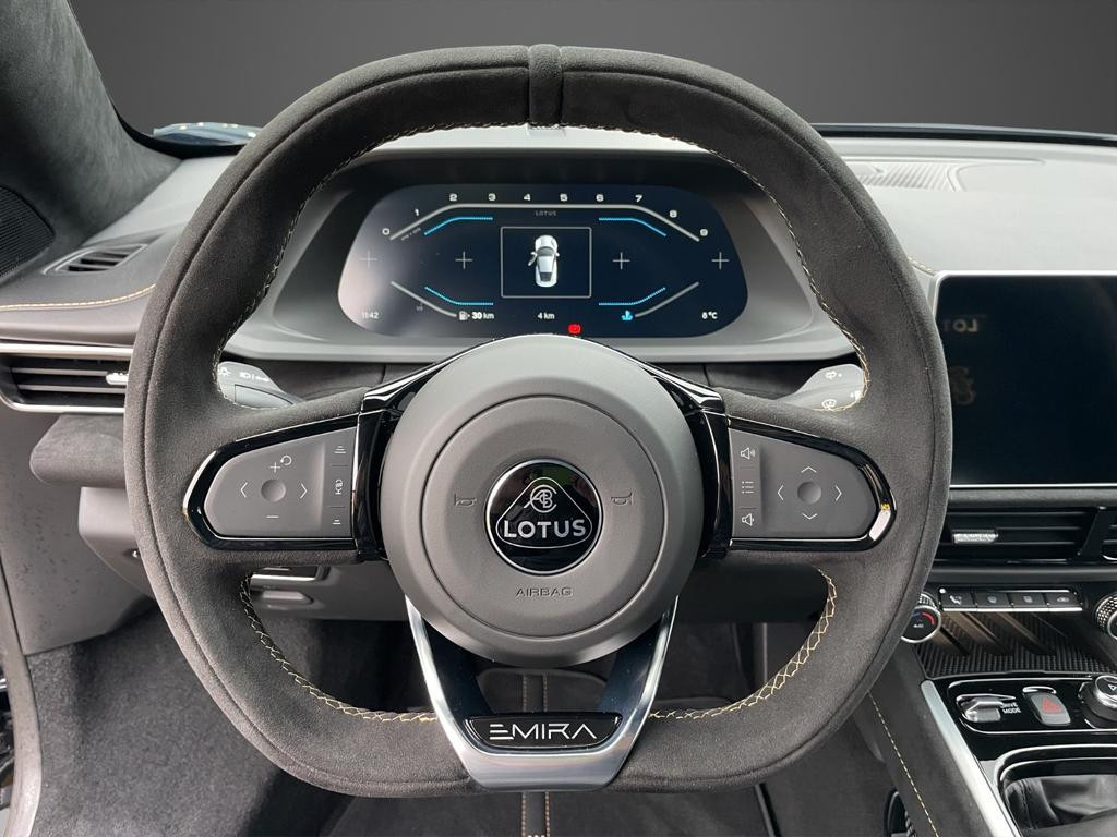 Lotus Emira