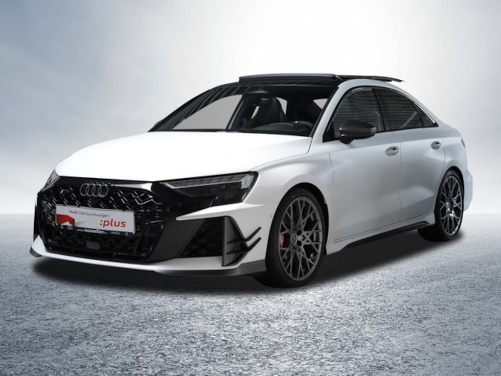 Audi RS3 Sedan Quattro S-Tronic
