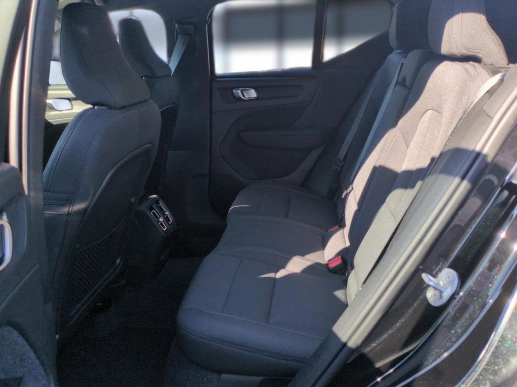 Volvo EX40