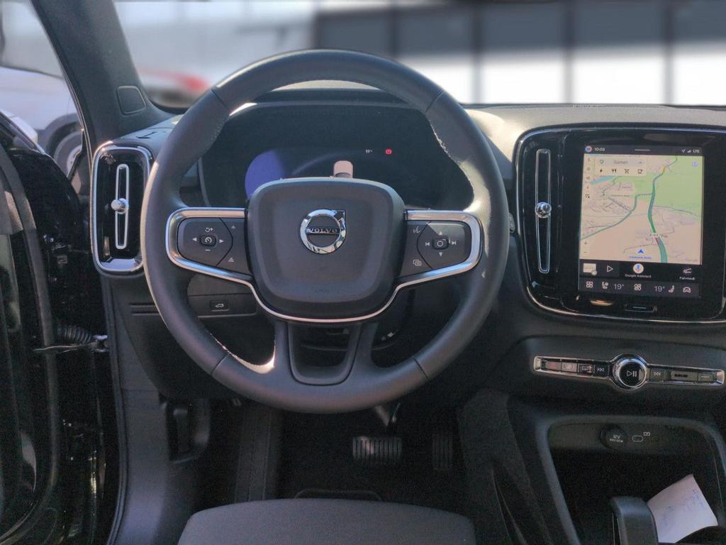 Volvo EX40
