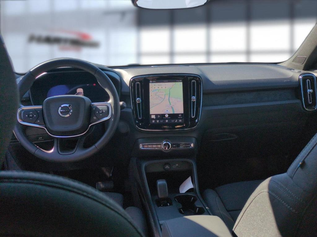 Volvo EX40