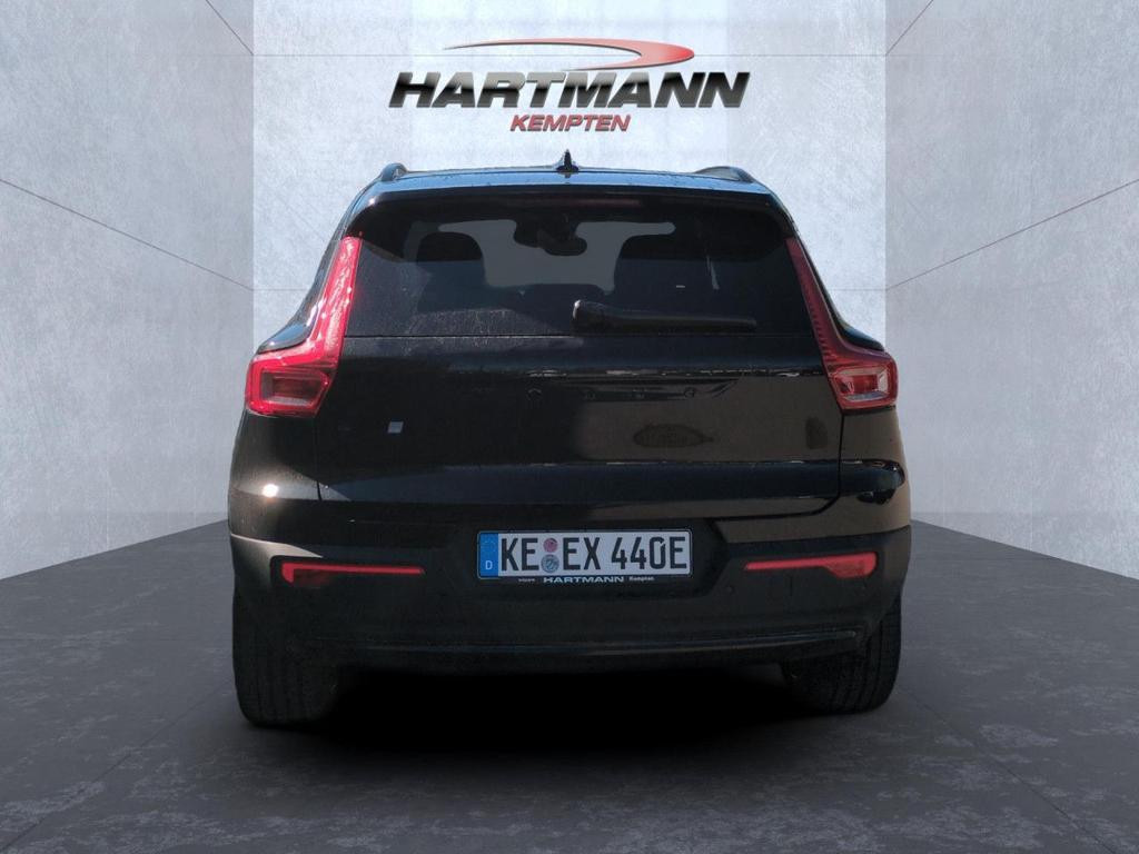 Volvo EX40