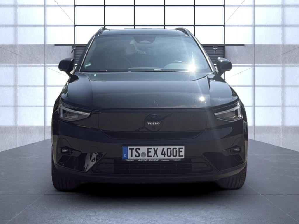 Volvo EX40
