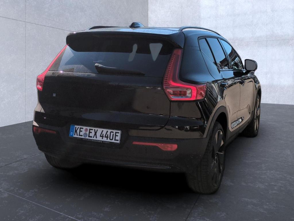 Volvo EX40