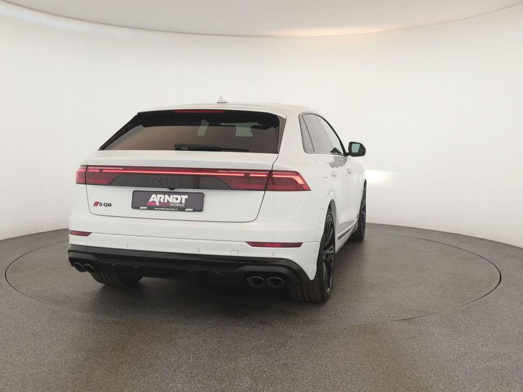 Audi SQ8