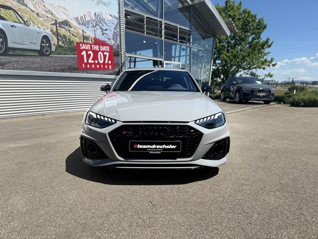Audi RS4