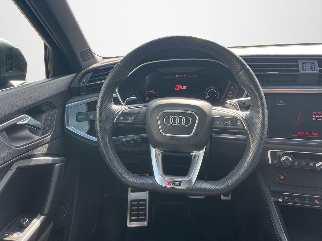 Audi RS Q3