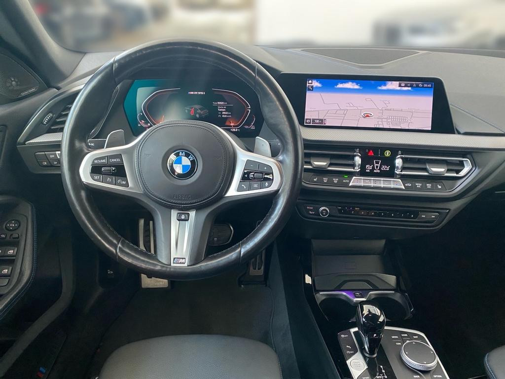 BMW M235