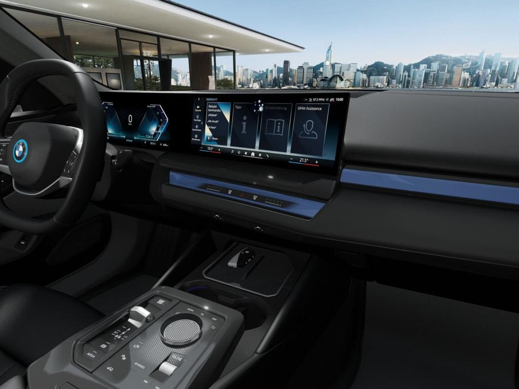 BMW i5