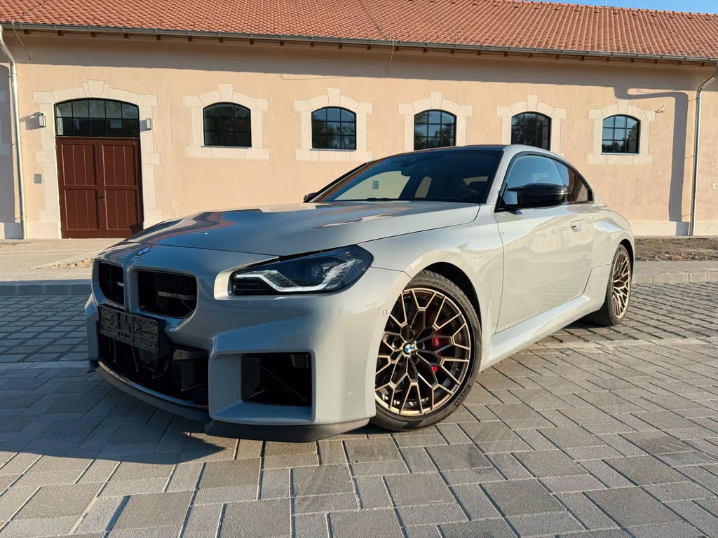 BMW M2 CS