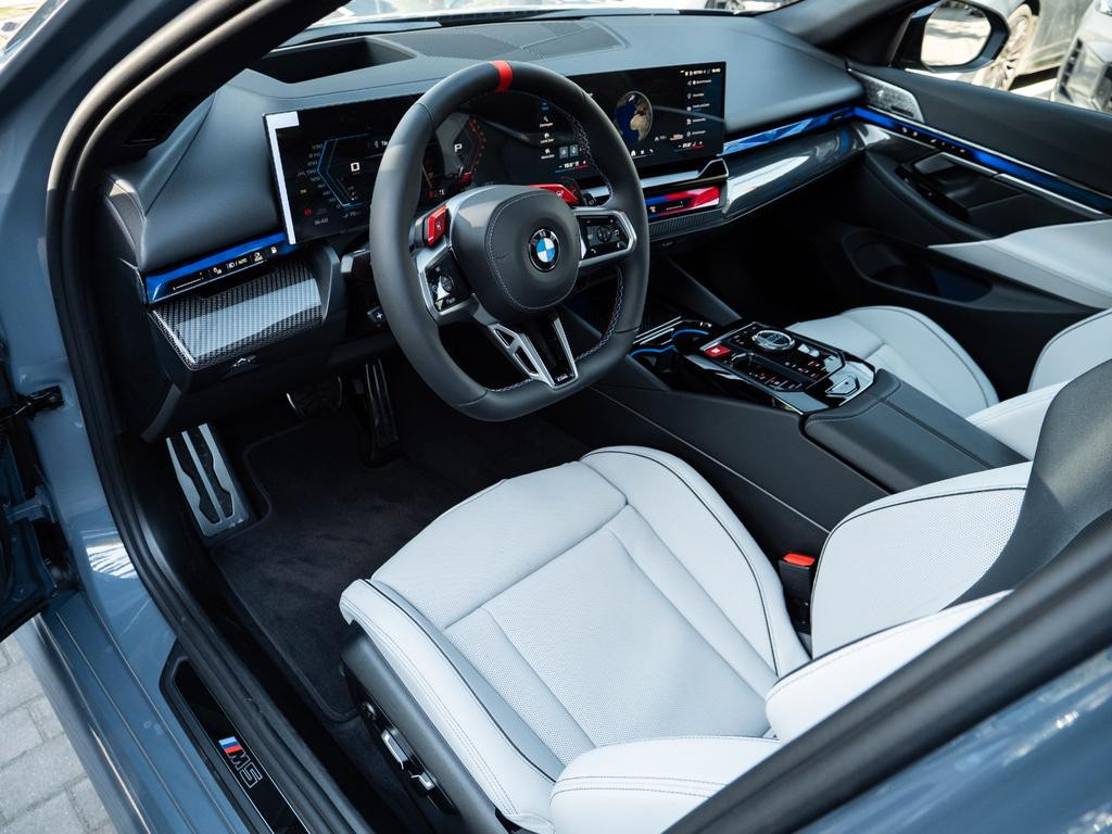 BMW M5