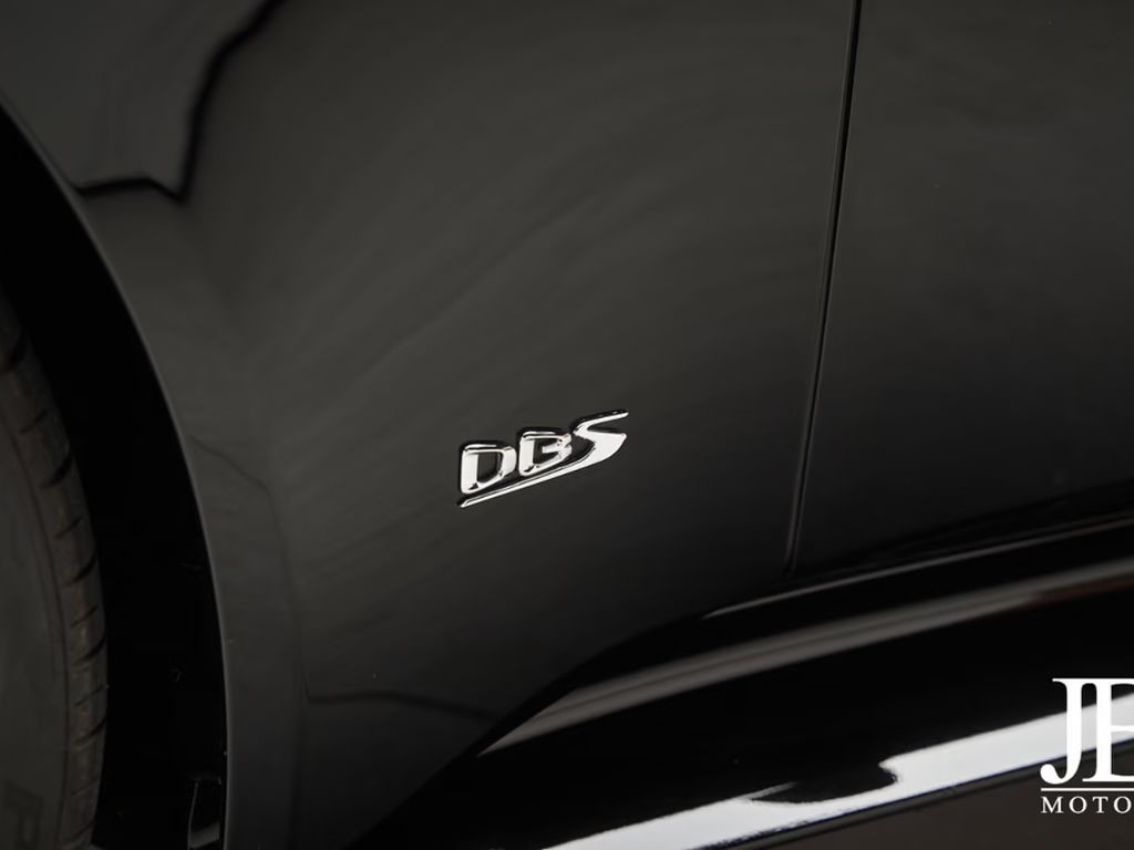Aston Martin DBS