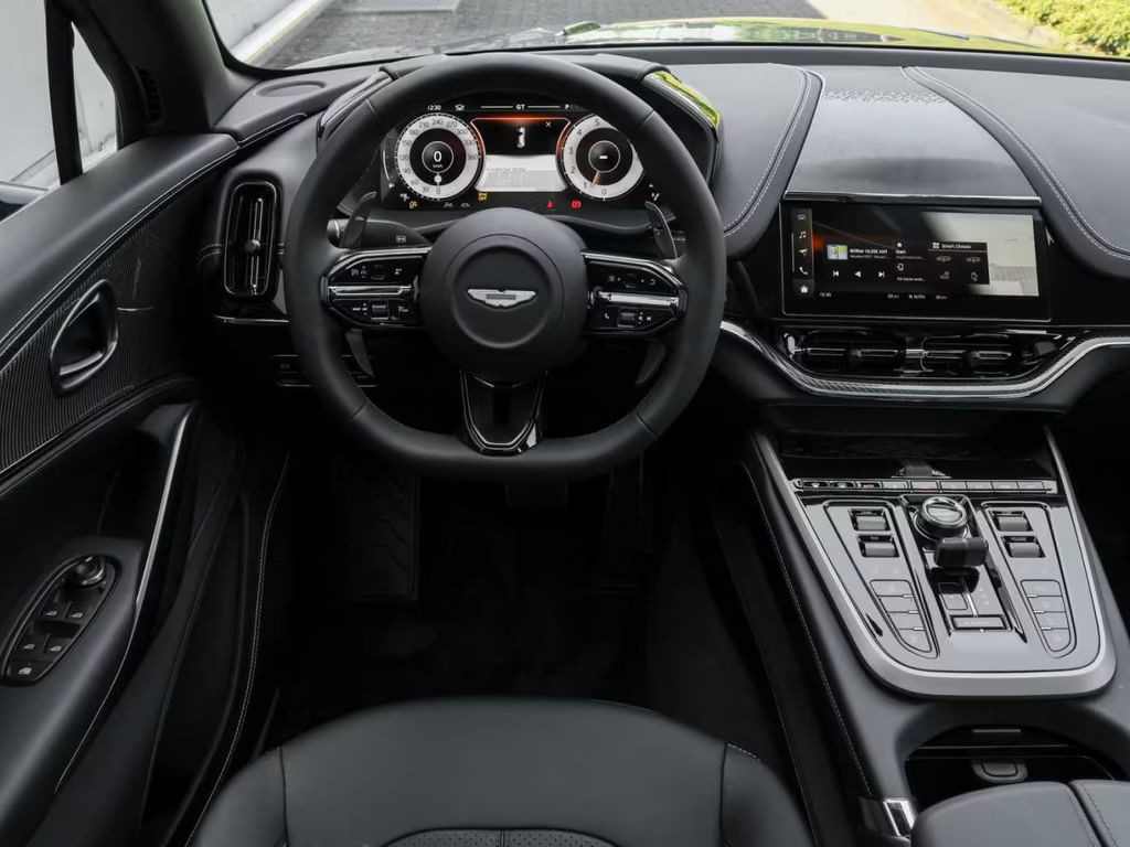 Aston Martin DBX