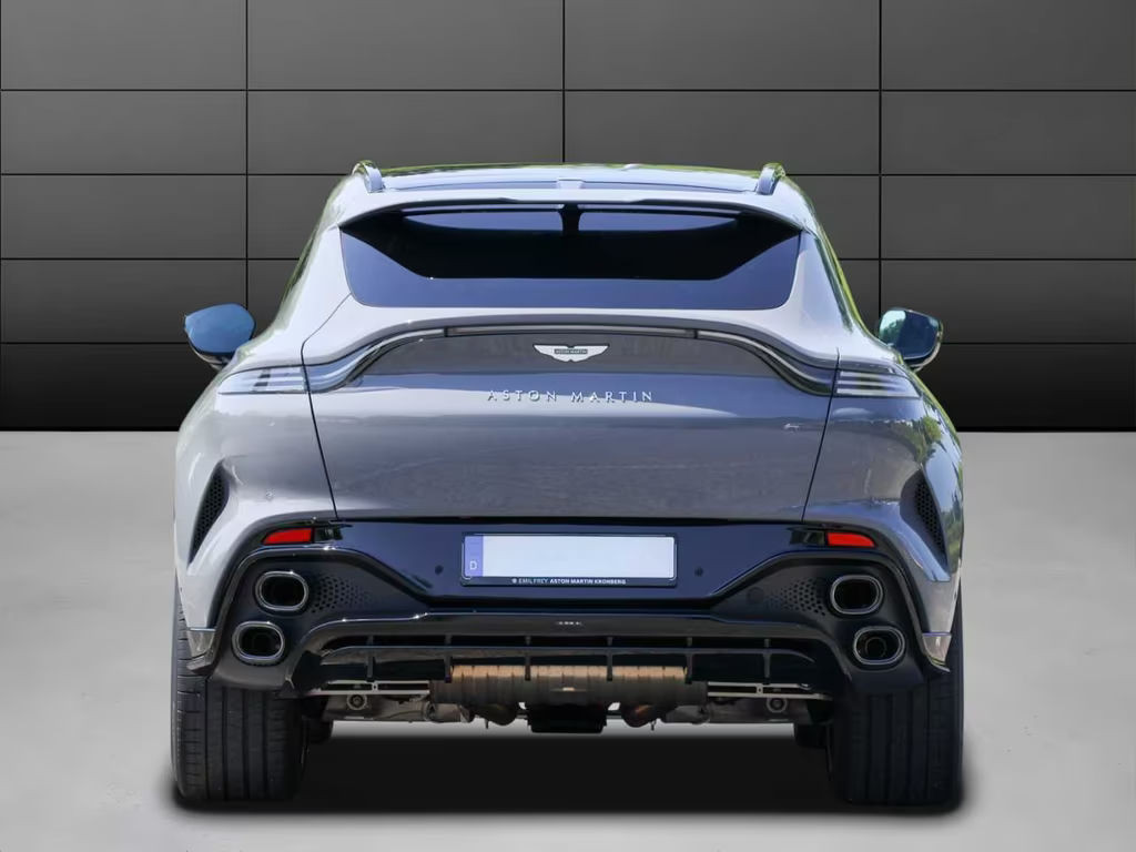 Aston Martin DBX