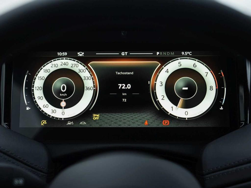 Aston Martin DB12