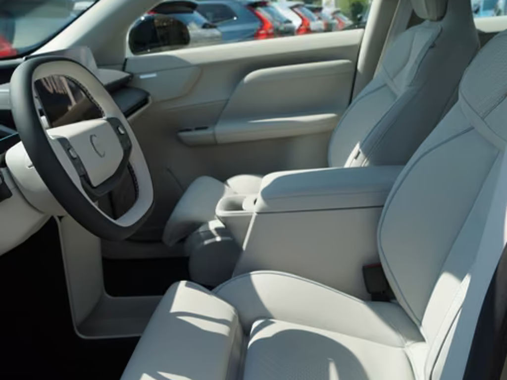Volvo EX60