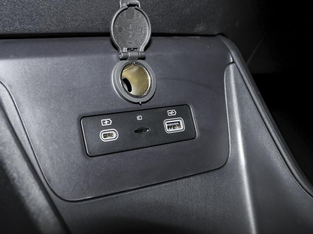 BYD Dolphin Surf