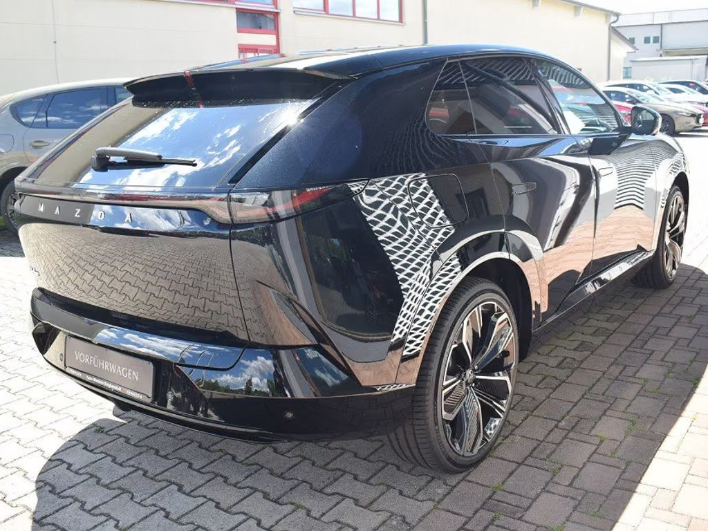 Mazda CX-6e
