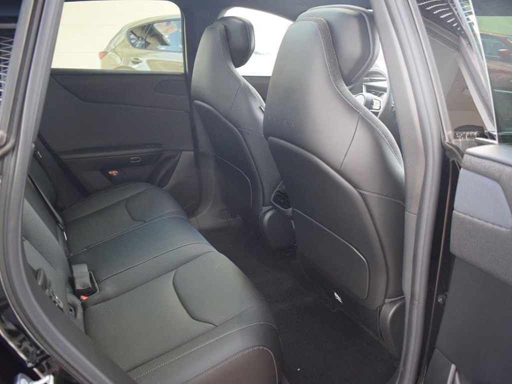 Mazda CX-6e