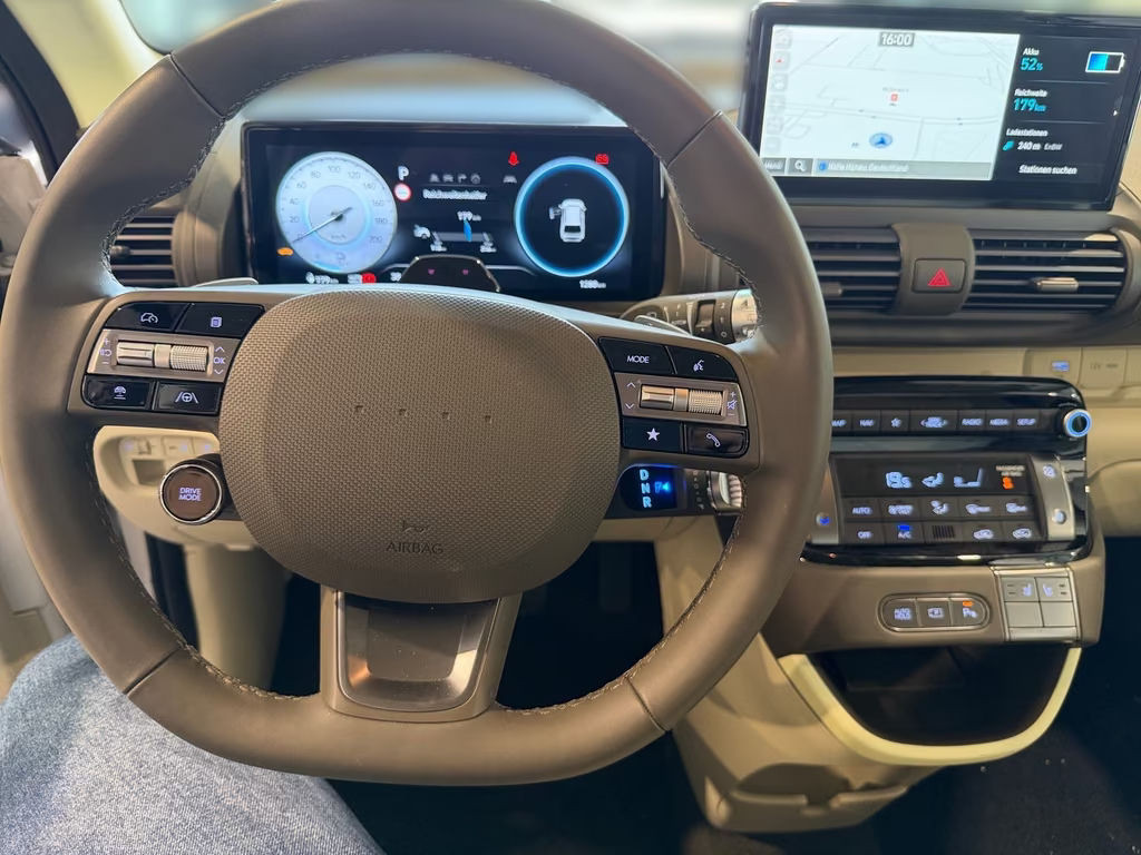 Hyundai INSTER