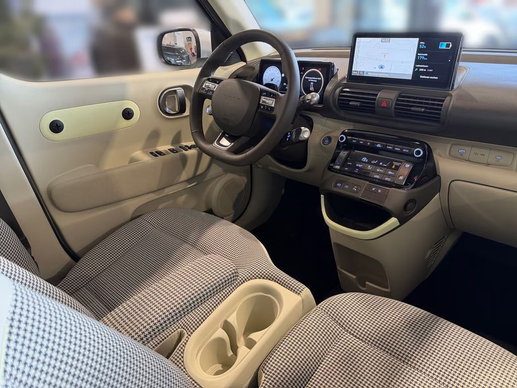 Hyundai INSTER