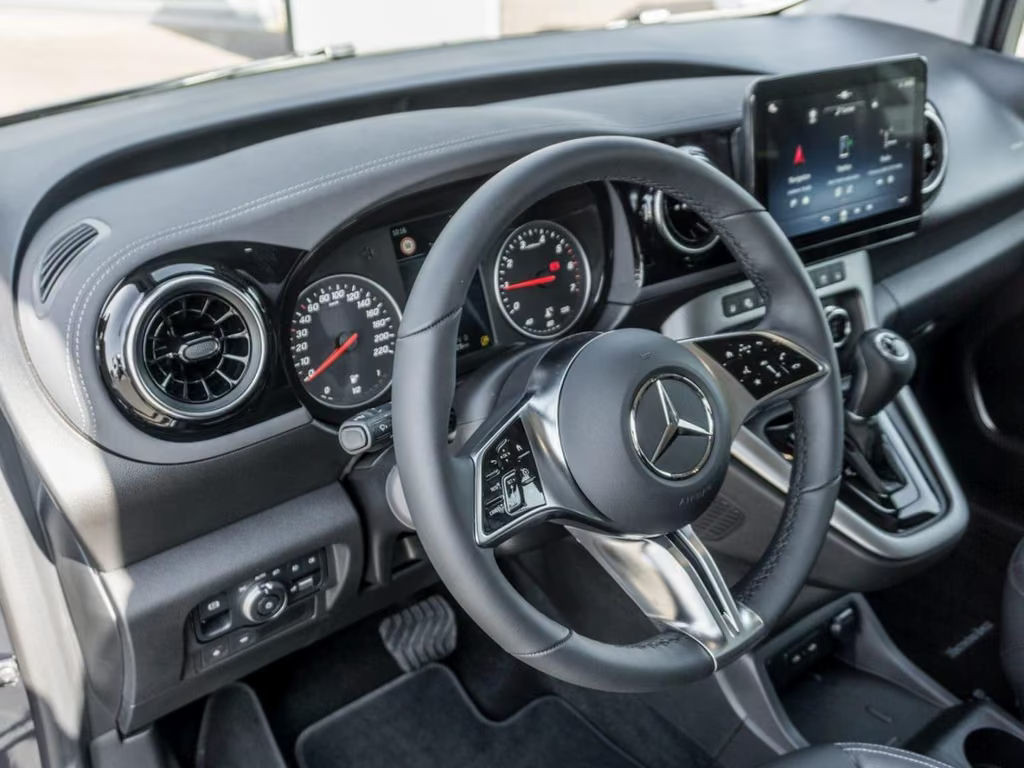 Mercedes-Benz T 180