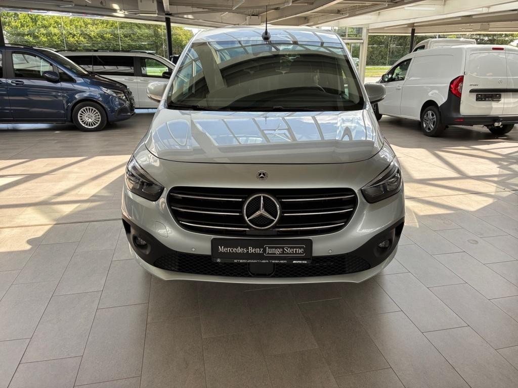 Mercedes-Benz T 180