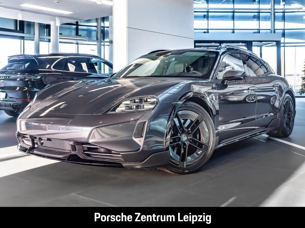 Porsche Taycan S Turbo Cross Turismo