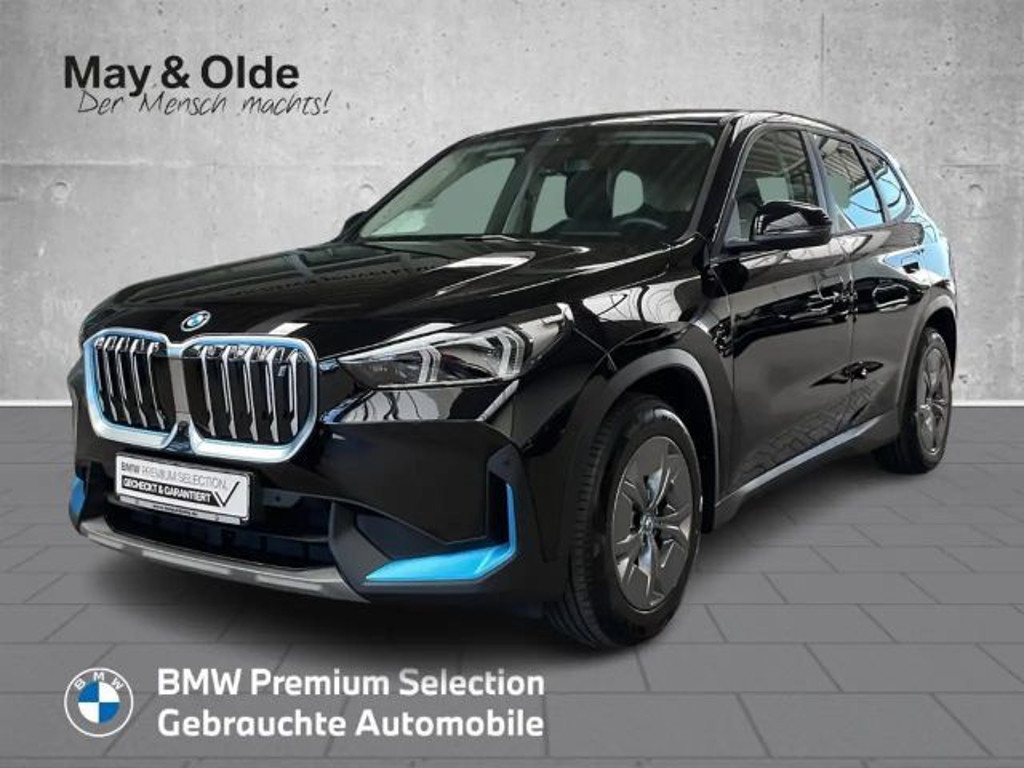 BMW iX1 xDrive30