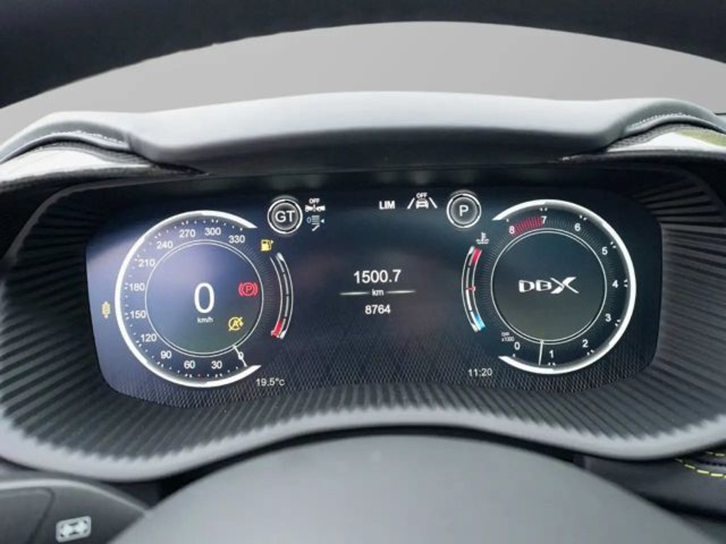 Aston Martin DBX
