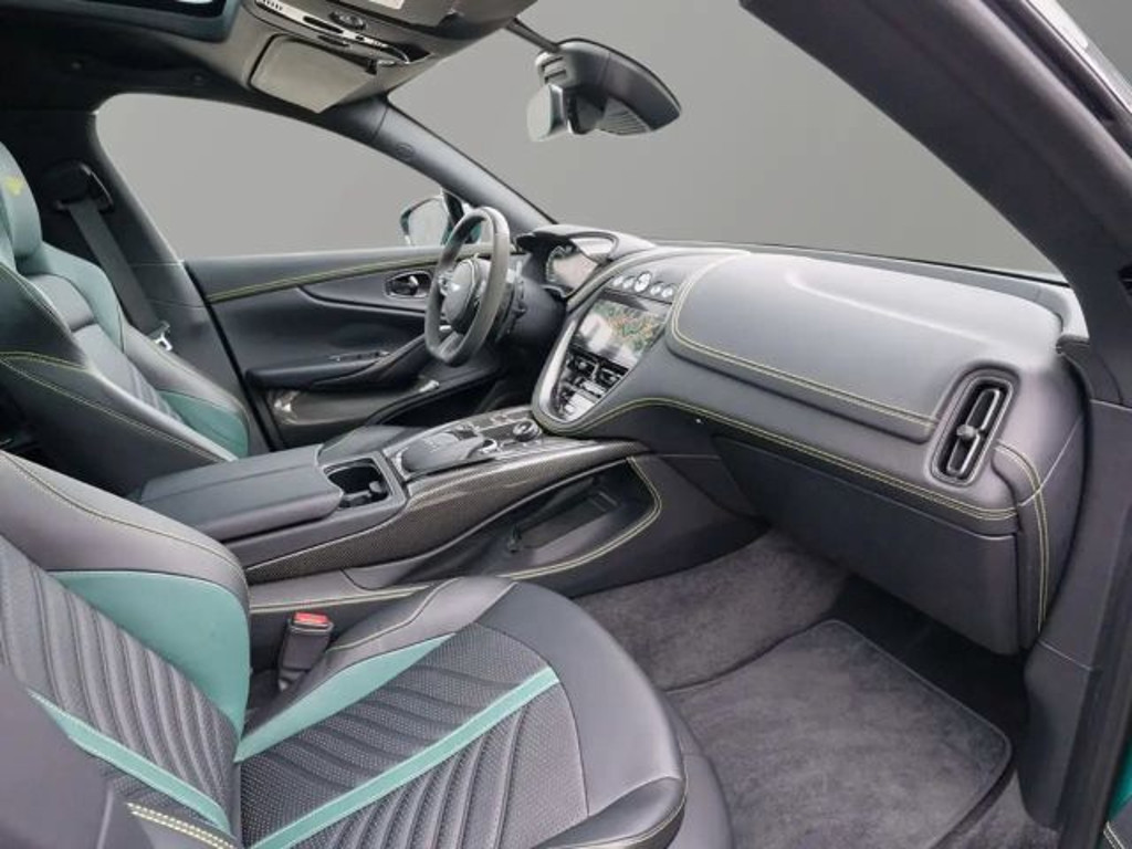 Aston Martin DBX