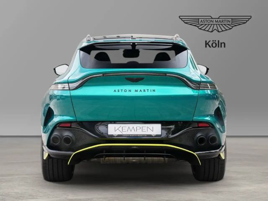 Aston Martin DBX