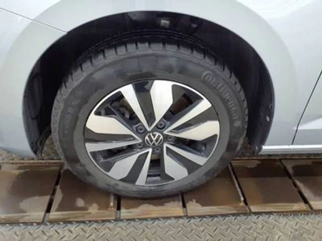 Volkswagen Touran 1.5 TSI