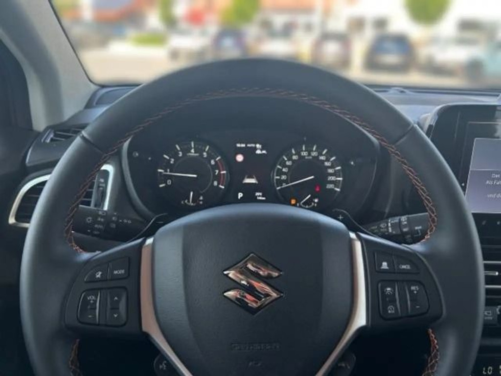 Suzuki S-Cross