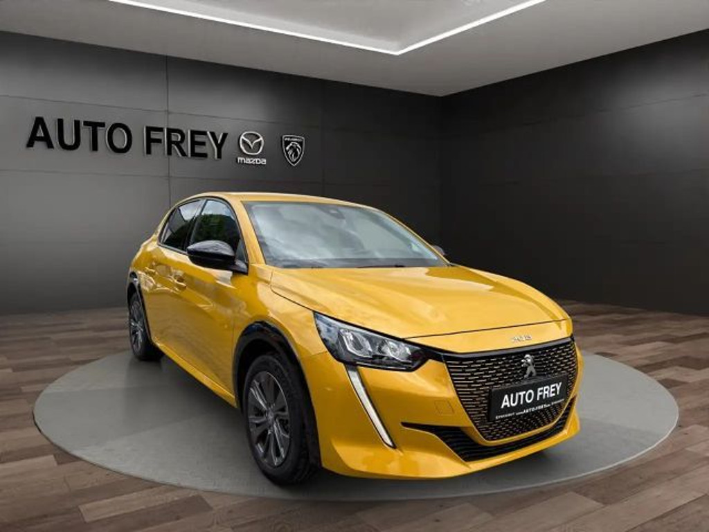 Peugeot e-208 Allure Pack