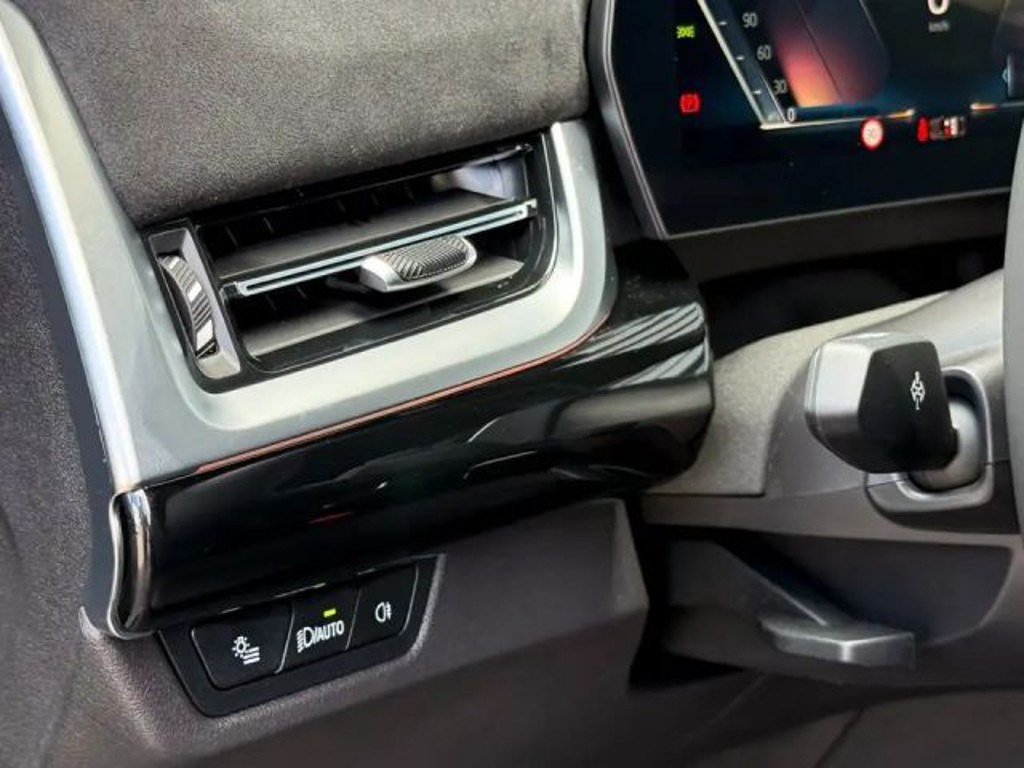 BMW iX2